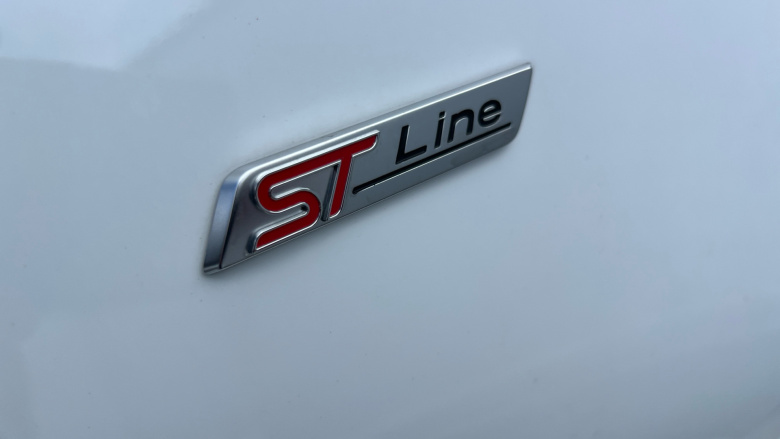 Ford Puma 1.0 EcoBoost Hybrid mHEV ST-Line 5dr Petrol Hatchback